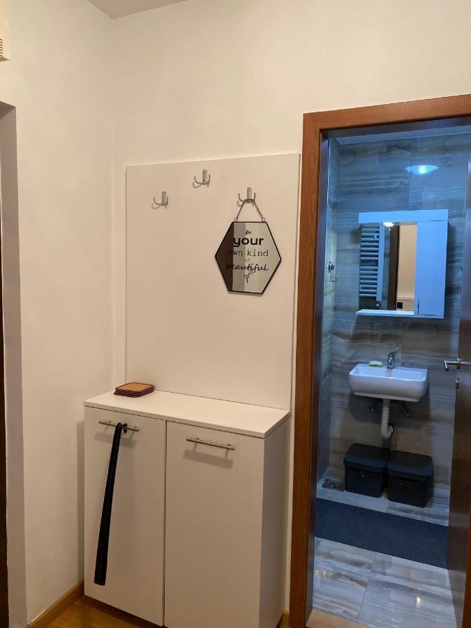 Family Home Nis , Free Parking 외부 사진
